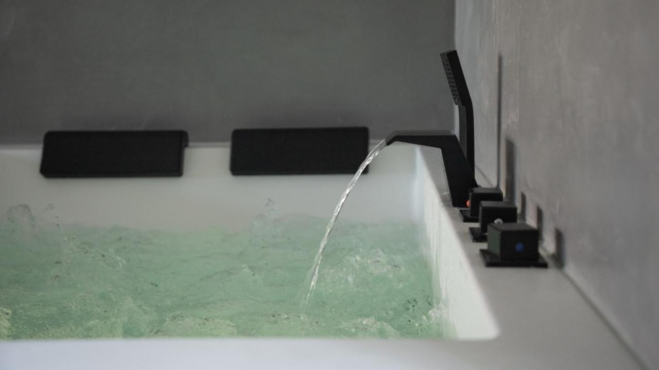Ennea - Jacuzzi & Luxury (adults Only) * Perpignan