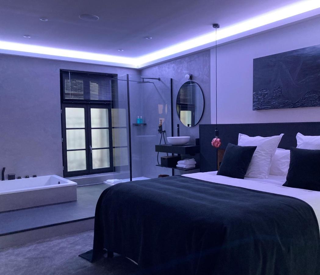 Ennea - Jacuzzi & Luxury (adults Only) Apartment